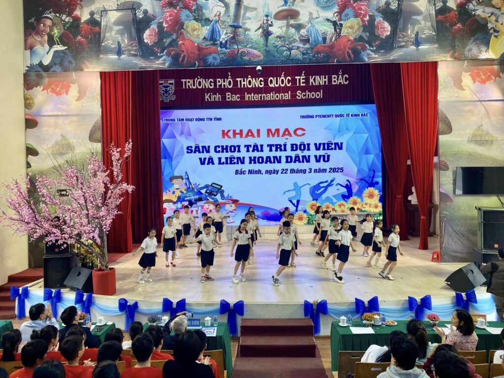 Sôi nổi Sân chơi Tài – Trí đội viên và Liên hoan Dân vũ tỉnh Bắc Ninh năm 2025