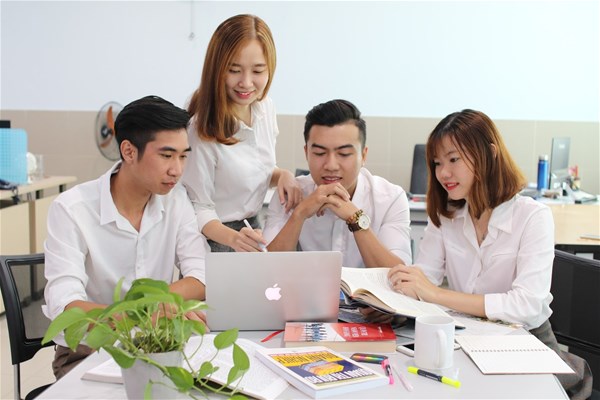 Bài 3: Những kĩ năng cần thiết trước khi tham gia thị trường lao động